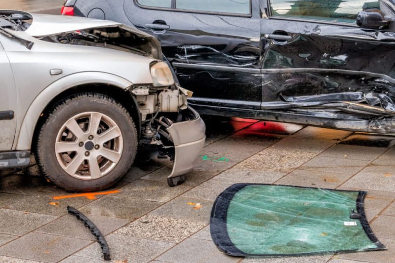 COLOURBOX12094993-car-accident-personal-injury-1-1-1024x683
